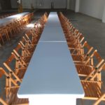 2019.06.19 Błonie stoły obrusy krzesła 27 scaled