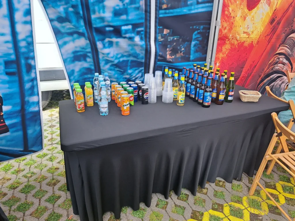 obrus elastyczny czarny 180 wynajem