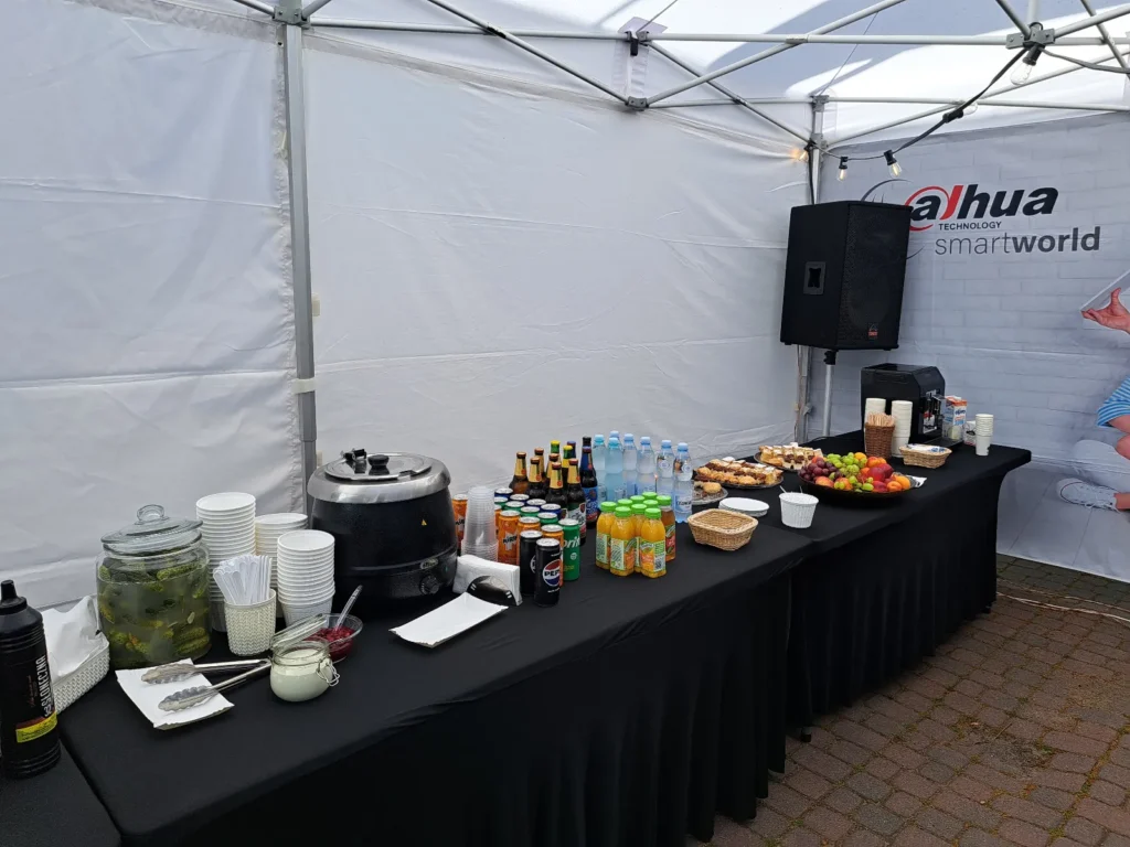 obrus elastyczny na stół 180cm wynajem